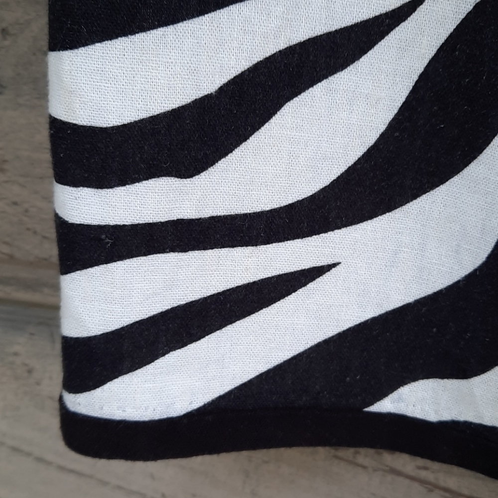 🦓 CATO Zebra Print Skirt 🦓 - Picture 6 of 7